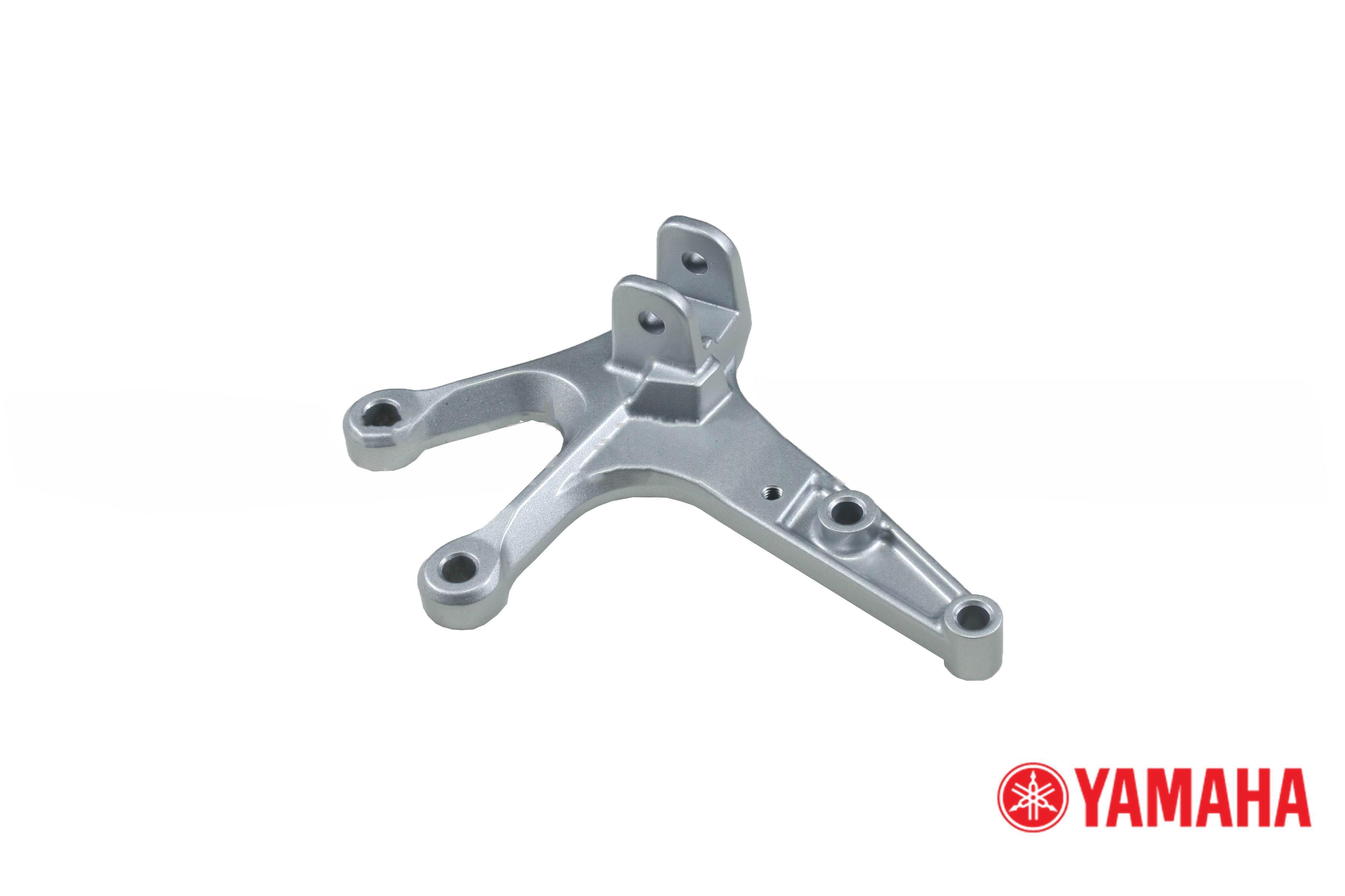 Yamaha Yzf R25 Basamak Braketi Ön Sağ Sürücü